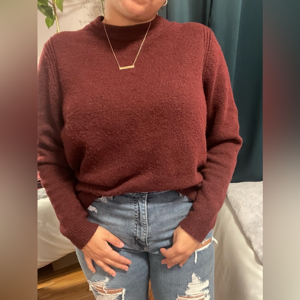 Women's Burgandy Sweater